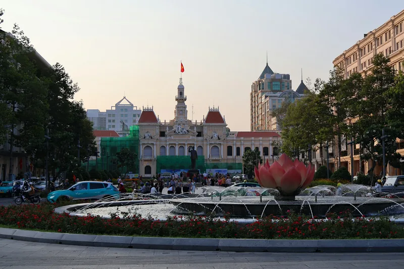 The lotus fountain and the People's Committee building at the top of Nguyen Hue walking street, Ho Chi Minh City